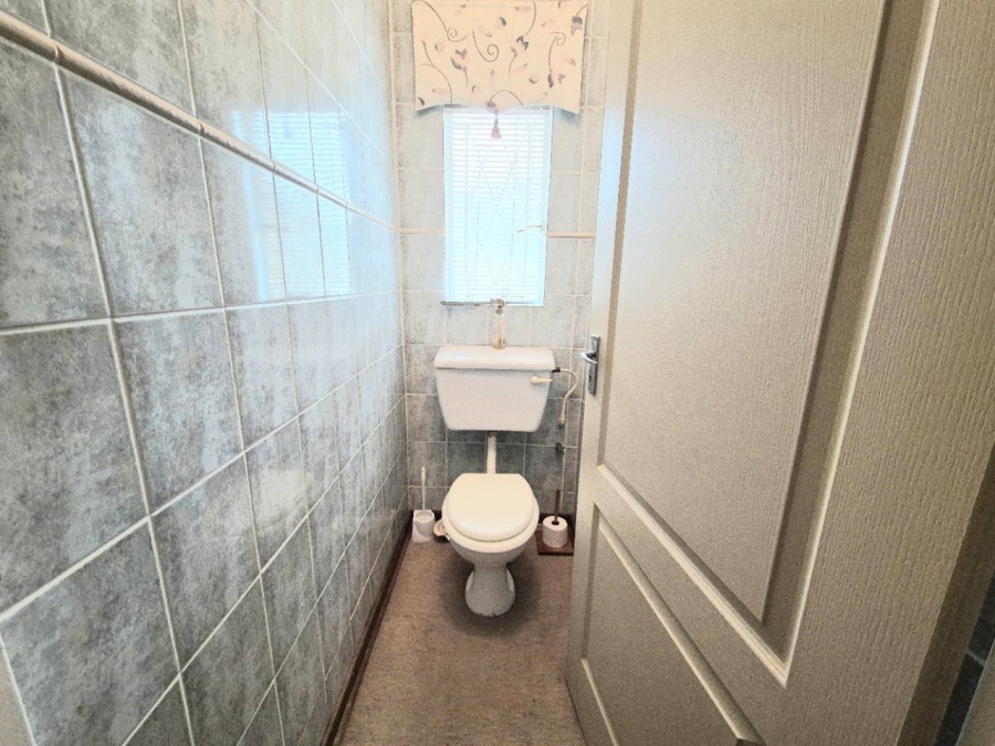 4 Bedroom Property for Sale in Dan Pienaar Free State